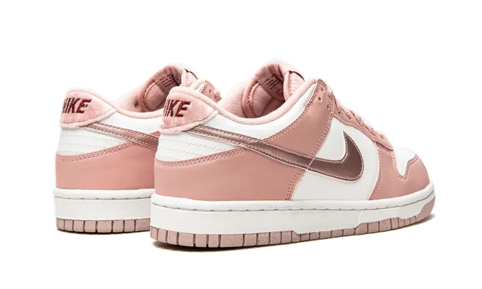 Dunk Low Pink Velvet