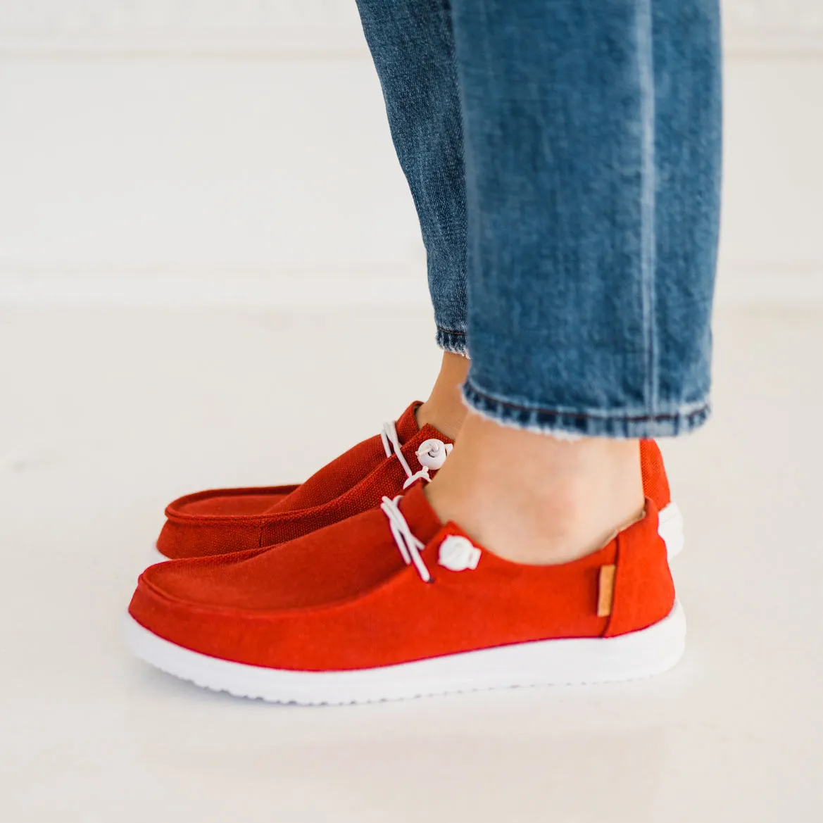 Kayak Shoe in Red