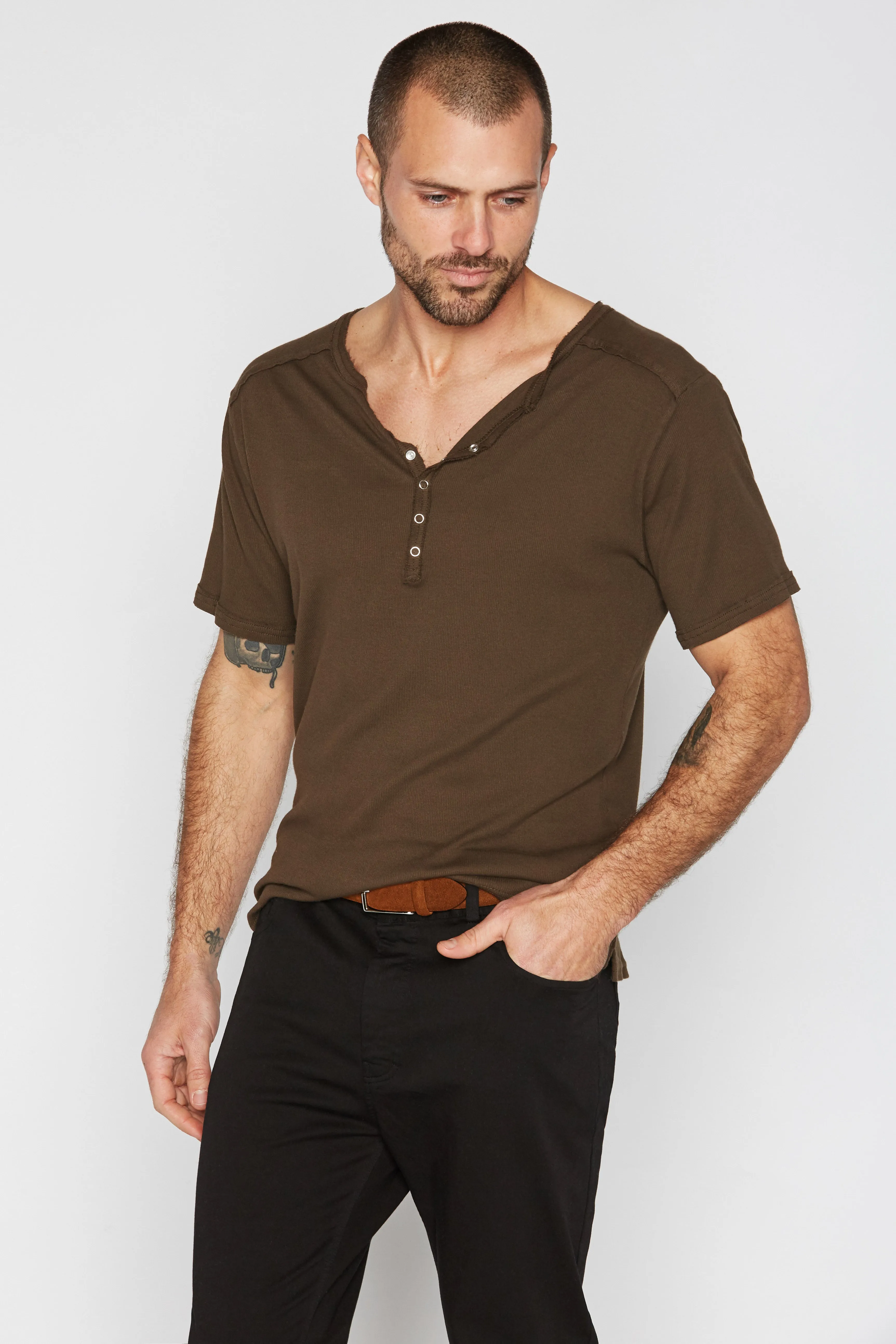 Men's Henley Short Sleeve