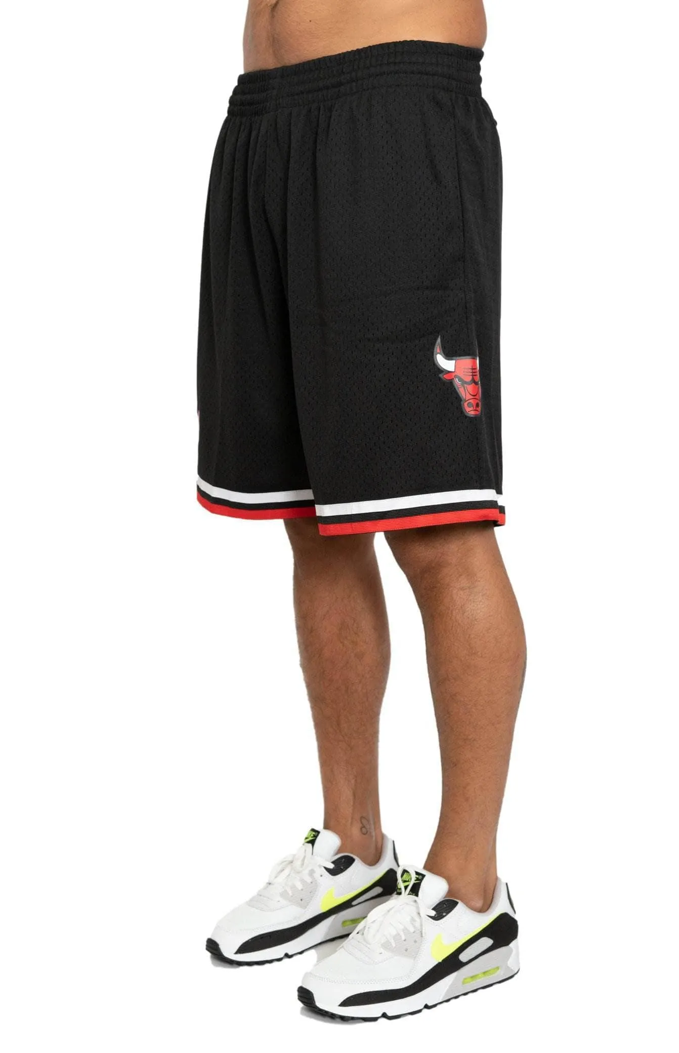 mitchell and ness chicago bulls alternate 97-98 swingman short