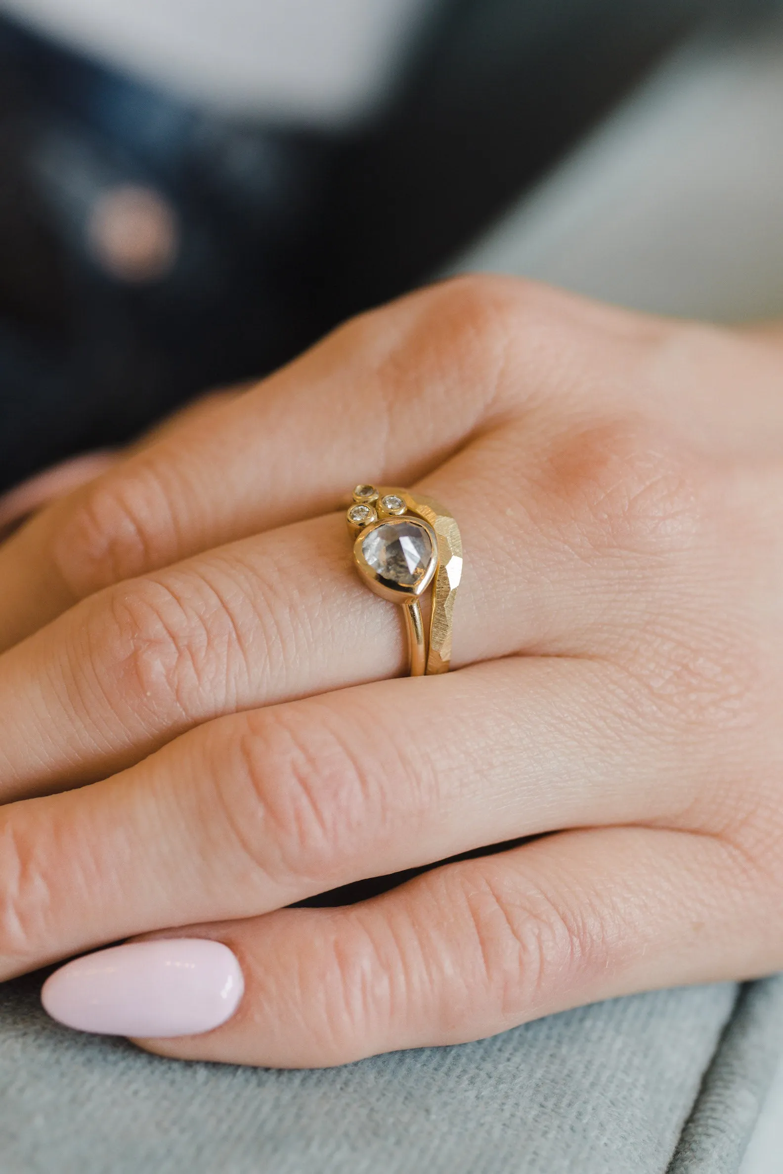 Multifaceted Contour Ring with Stone