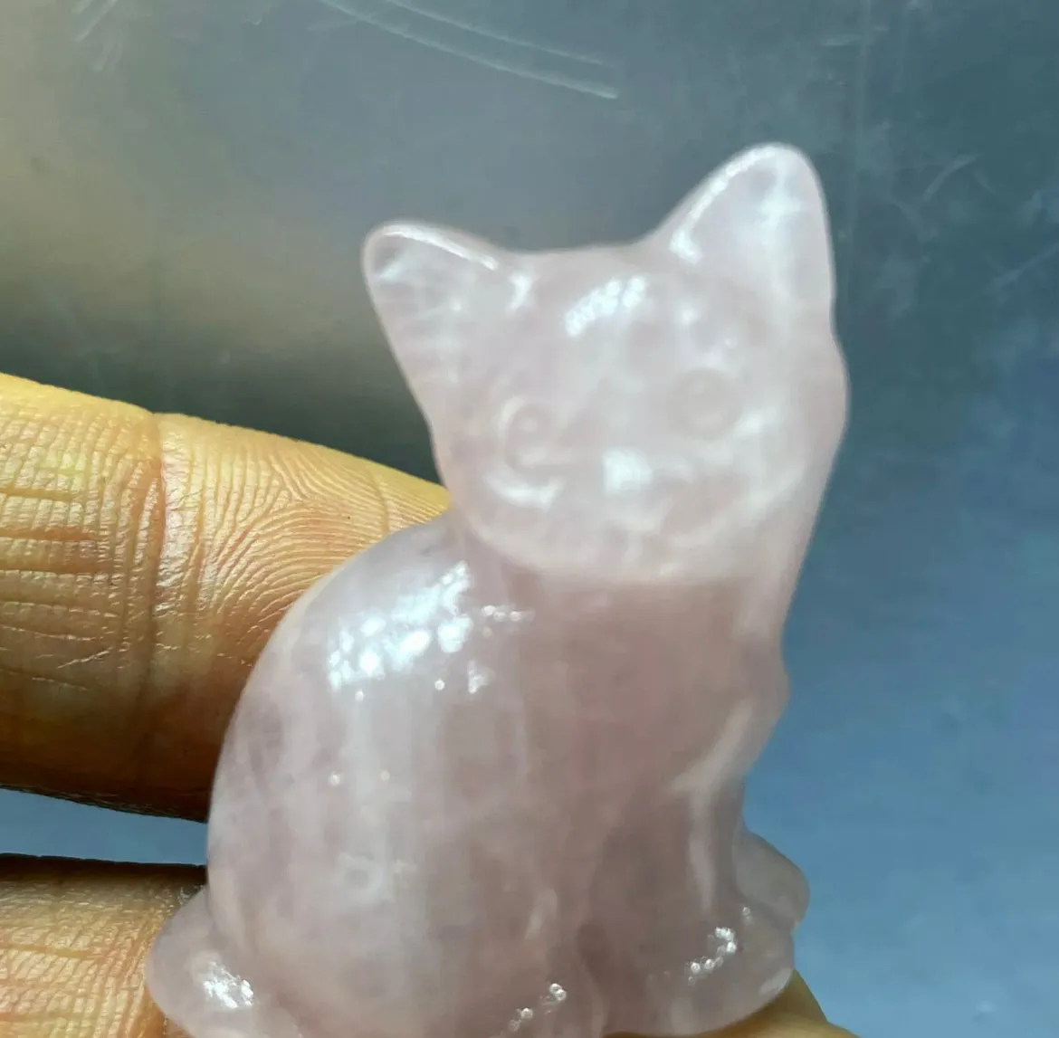 Natural Rose Quartz gemstone Kitty Cat Crystal Figurine