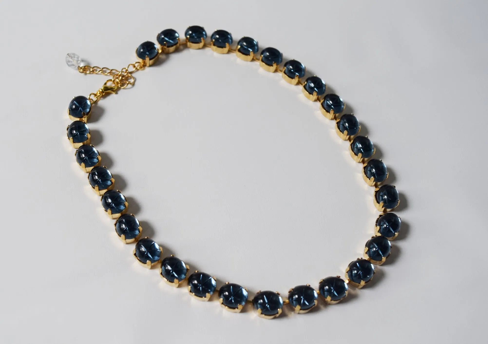 Navy Swarovski Crystal Mirror Back Rivere - Small Oval Necklace