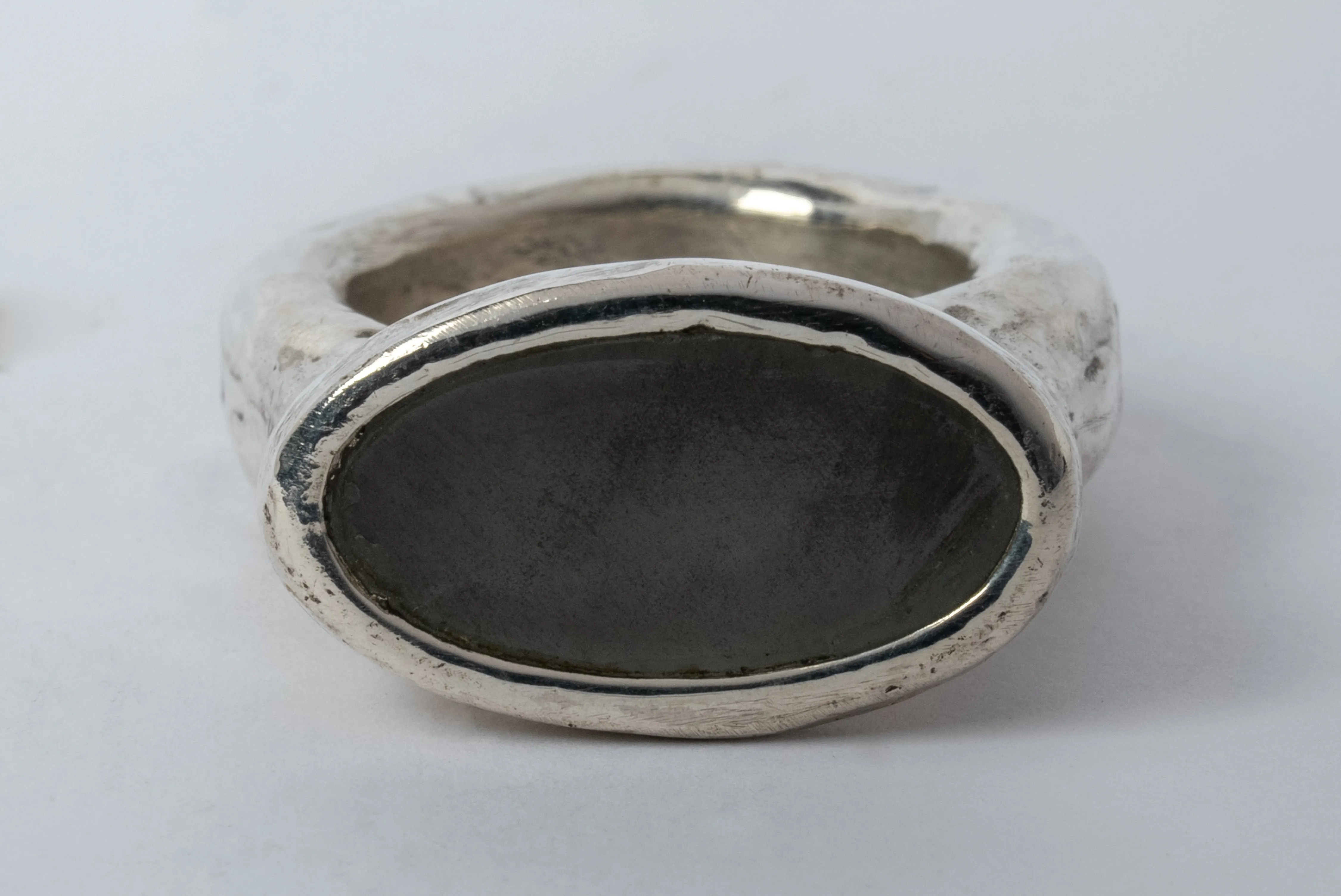 Short Roman Ring (Quartz, PA Q)